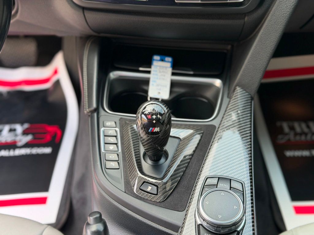 2015 BMW M4 2dr Coupe - 23045157 - 16