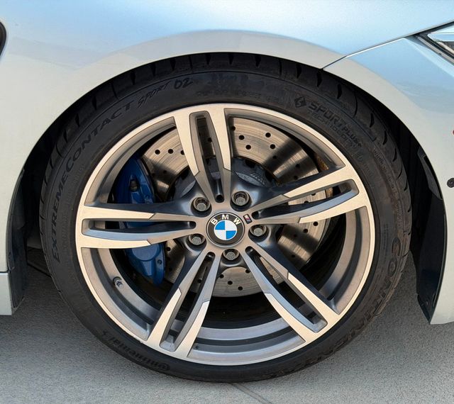 2015 BMW M4 2dr Coupe - 23045157 - 30