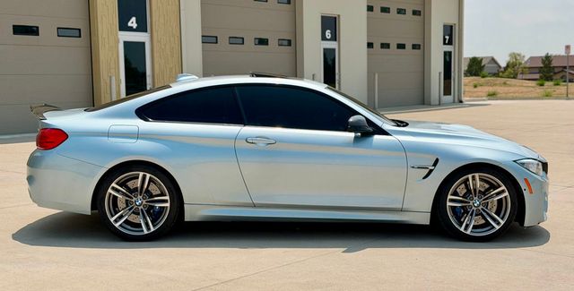 2015 BMW M4 2dr Coupe - 23045157 - 3