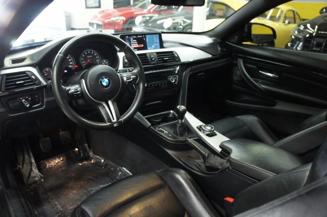 2015 BMW M4 Rare 6 spd manual, 425 HP, Executive Package  - 22842956 - 24
