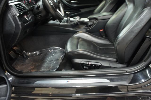 2015 BMW M4 Rare 6 spd manual, 425 HP, Executive Package  - 22842956 - 26