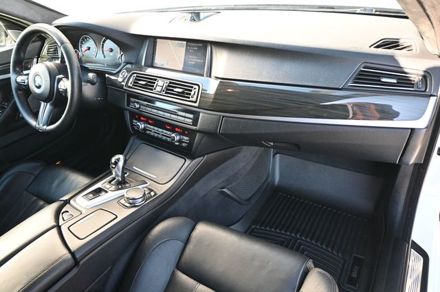 2015 BMW M5 M5 Competition Package Executive Package  - 22972671 - 12
