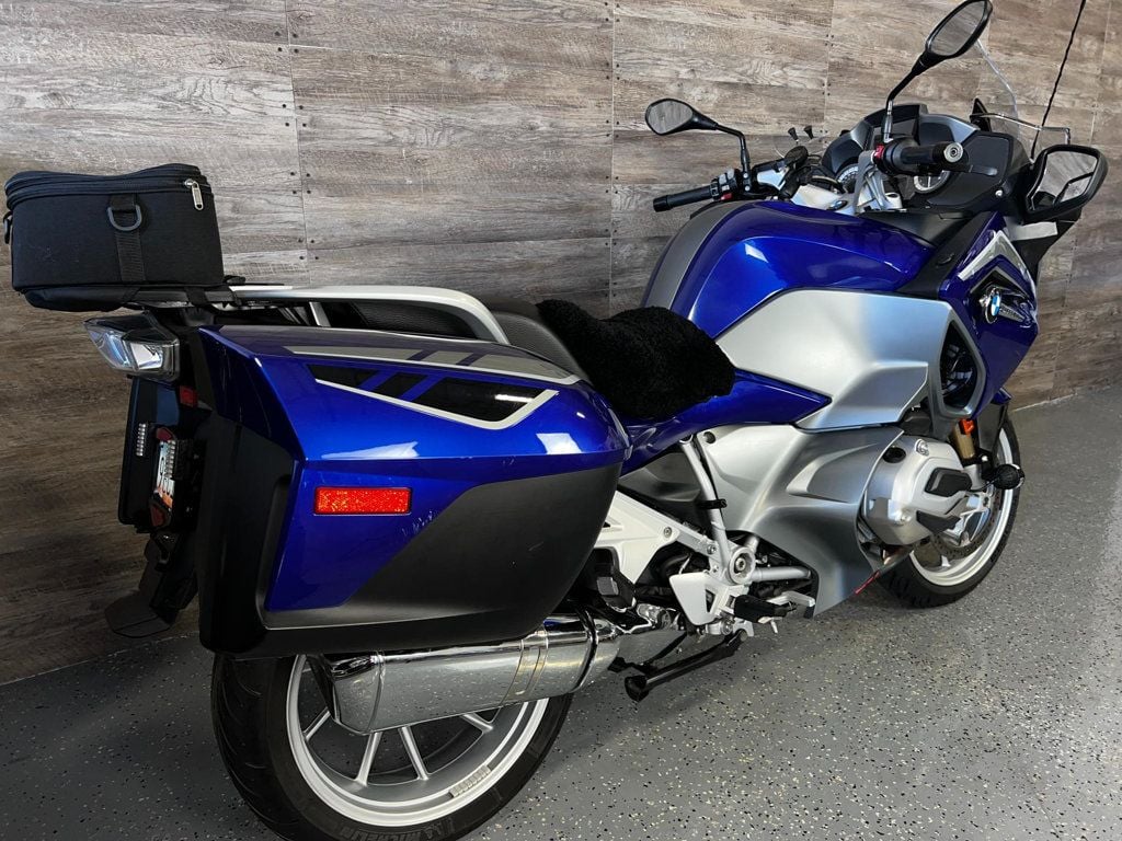 2015 BMW R 1200 RT One Owner! - 22699642 - 2