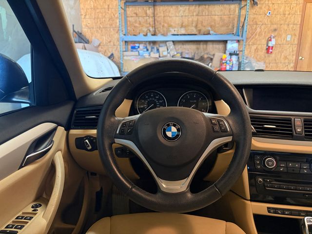 2015 BMW X1 2015 BMW X1 - 22981814 - 23