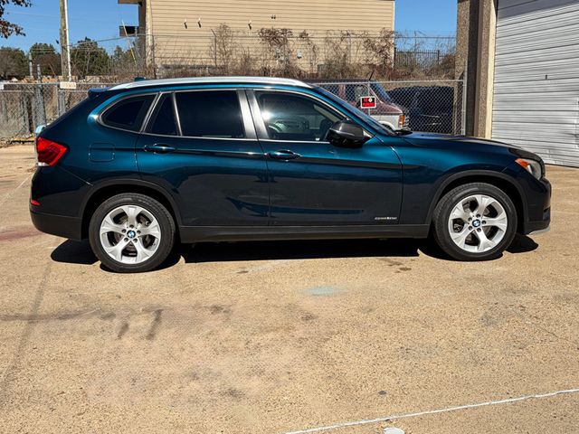 2015 BMW X1 2015 BMW X1 - 22981814 - 5