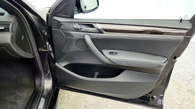 2015 BMW X4 xDrive28i w/ Technology, M Sport & Premium Pkgs + Nevada Leather - 22978995 - 25