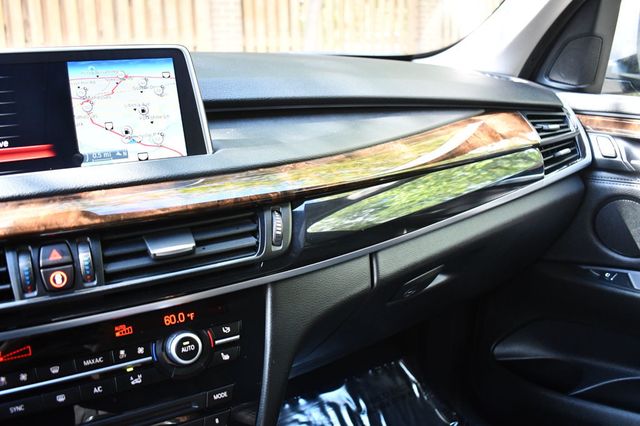 2015 BMW X5 xDrive35i - 22914004 - 24