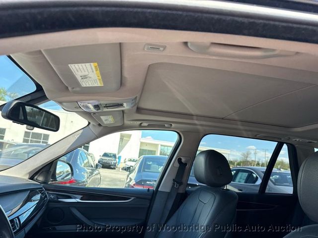 2015 BMW X5 xDrive35i - 23022988 - 9
