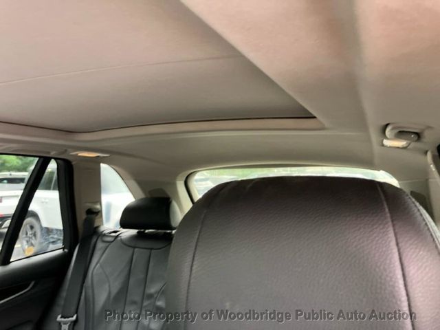 2015 BMW X5 xDrive35i - 23071404 - 10