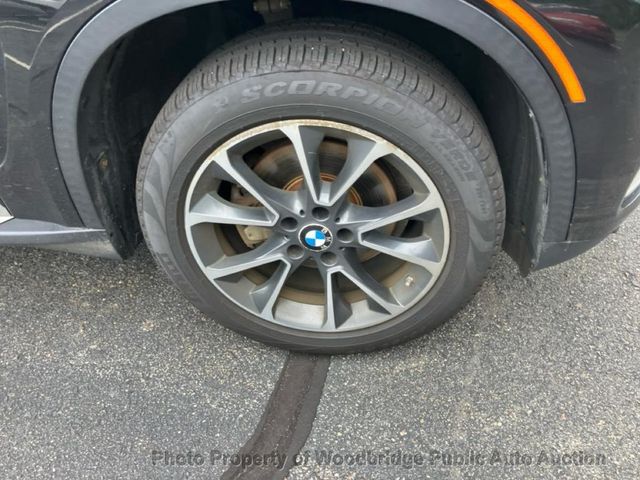 2015 BMW X5 xDrive35i - 23071404 - 13
