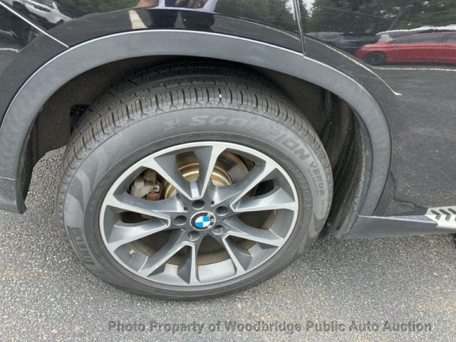 2015 BMW X5 xDrive35i - 23071404 - 15