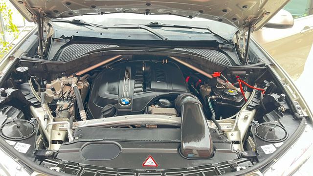 2015 BMW X5 xDrive35i - 22343832 - 5