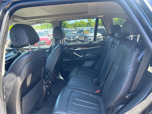 2015 BMW X5 xDrive35i - 23028378 - 6