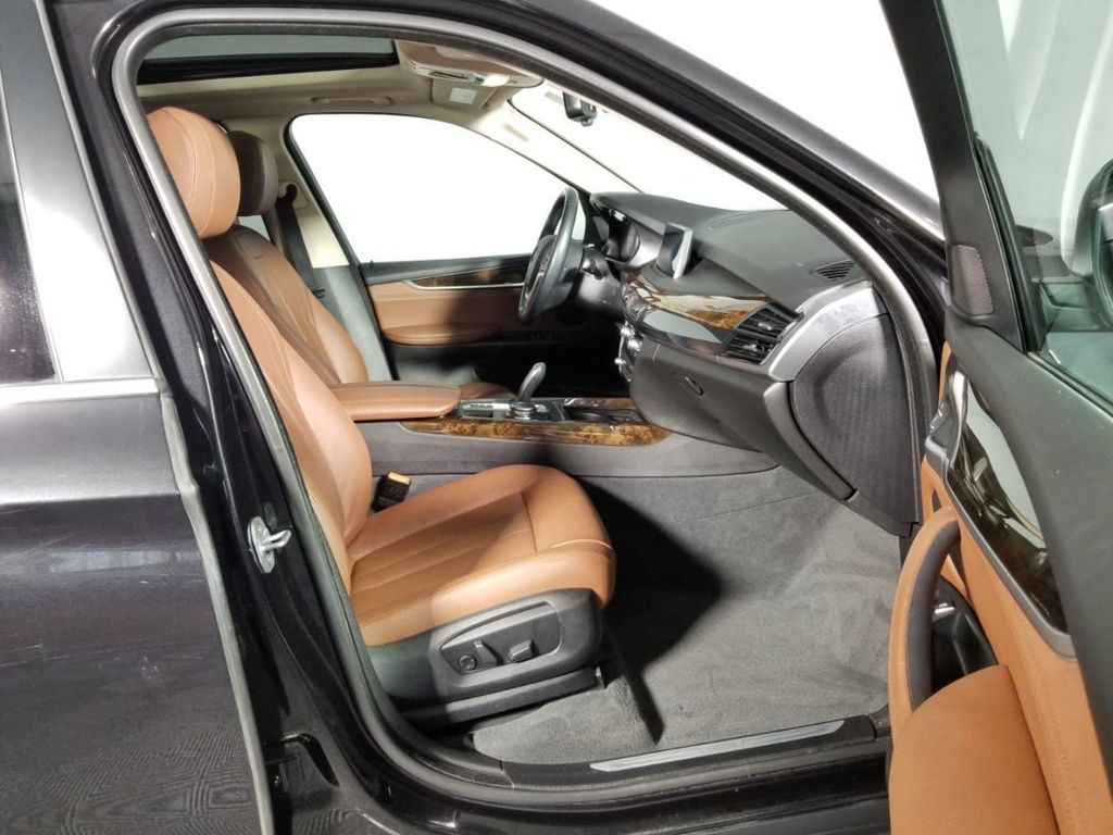 2015 BMW X5 xDrive35i - 18371038 - 31