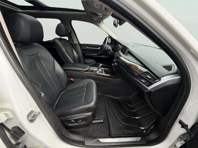 2015 BMW X5 xDrive35i - 23005605 - 31
