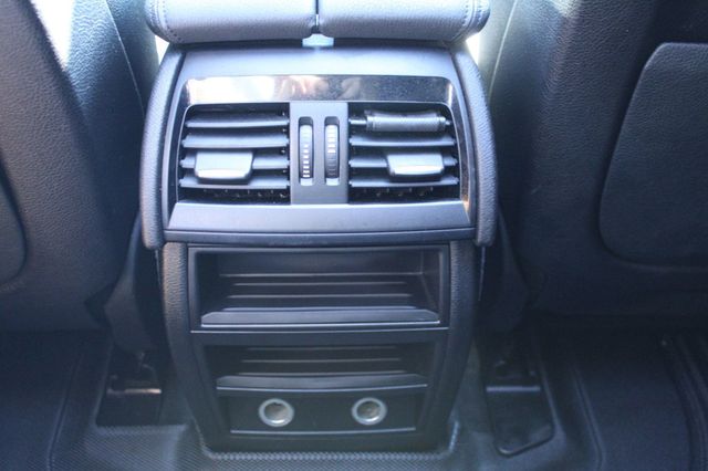 2015 BMW X5 xDrive35i - 23069945 - 29