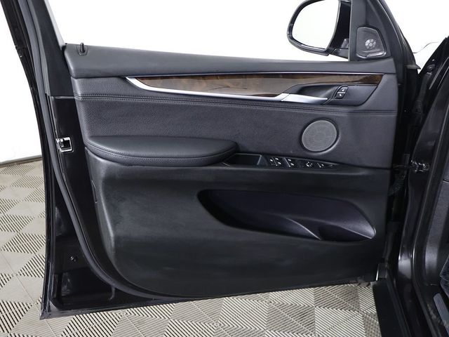 2015 BMW X5 xDrive35i - 23067738 - 22
