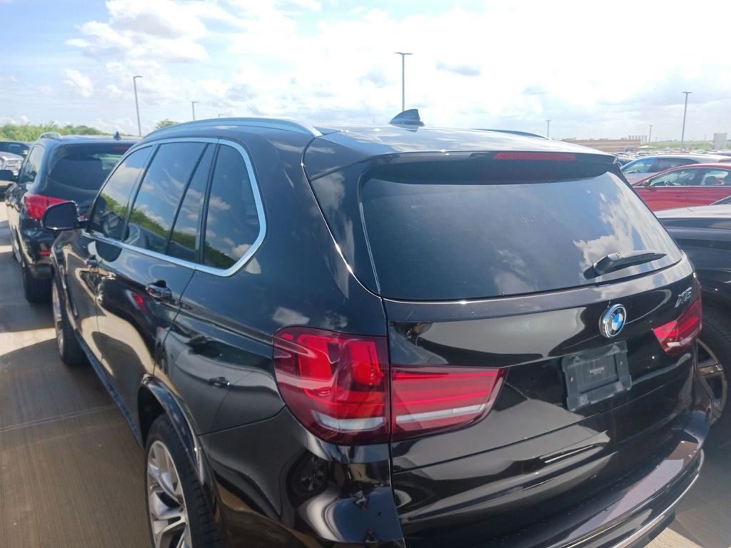 2015 BMW X5 xDrive35i - 23013385 - 4