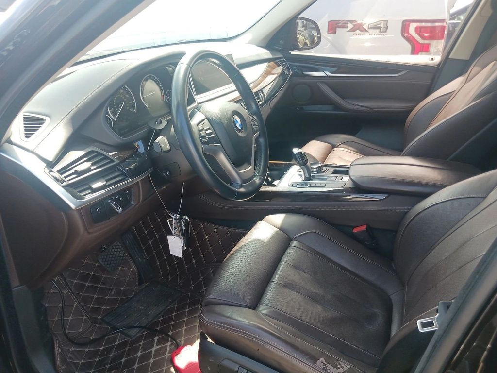 2015 BMW X5 xDrive35i - 23013385 - 6