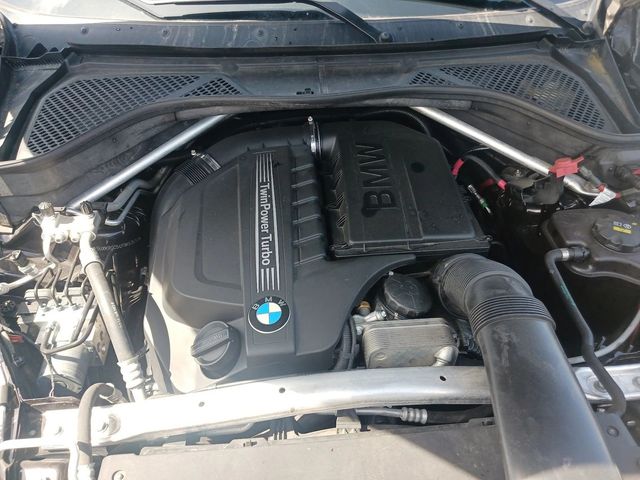 2015 BMW X5 xDrive35i - 23013385 - 8