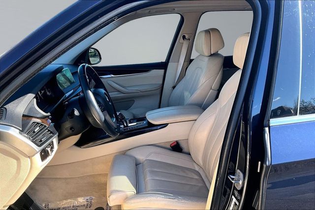 2015 BMW X5 xDrive35i - 22995298 - 9