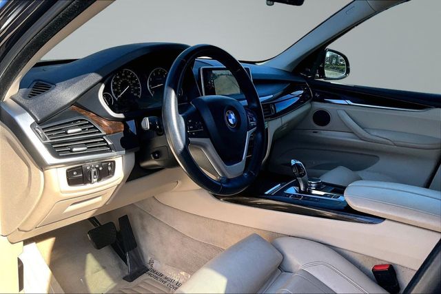 2015 BMW X5 xDrive35i - 22995298 - 10