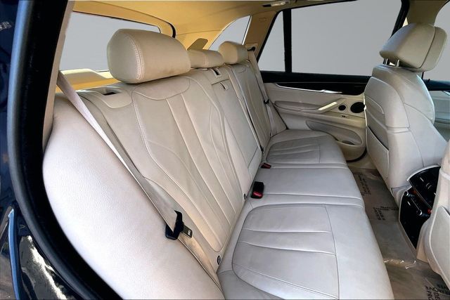 2015 BMW X5 xDrive35i - 22995298 - 13