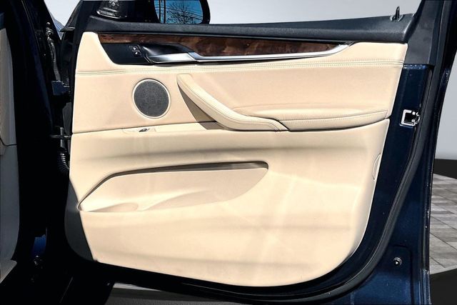 2015 BMW X5 xDrive35i - 22995298 - 15