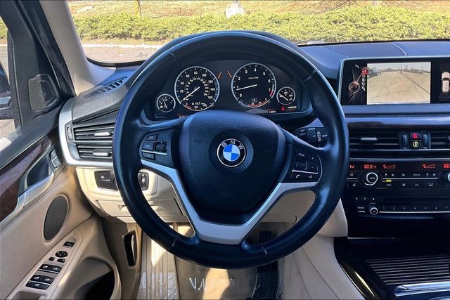 2015 BMW X5 xDrive35i - 22995298 - 19