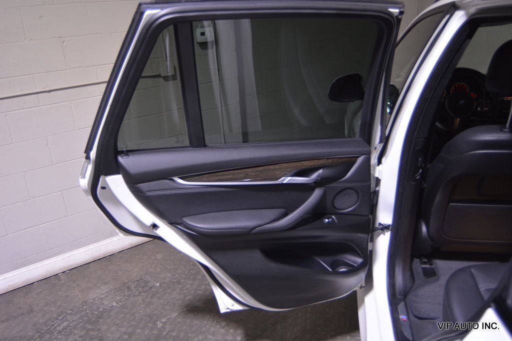2015 BMW X5 xDrive35i - 22884368 - 12