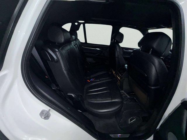 2015 BMW X5 xDrive50i - 23006804 - 29