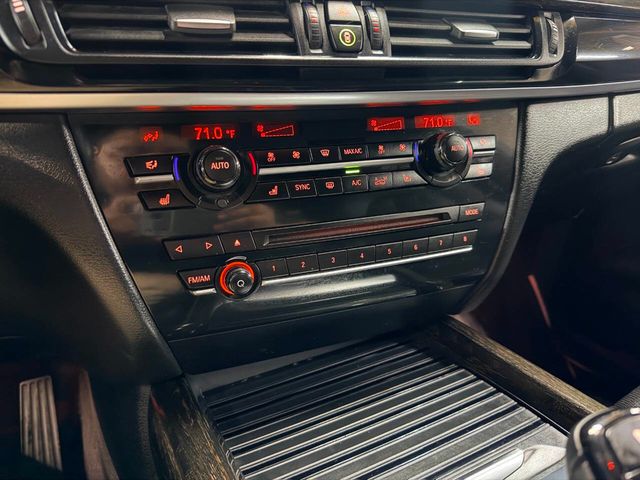 2015 BMW X5 xDrive50i - 23006804 - 44