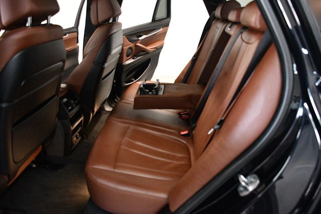 2015 BMW X5 xDrive50i - 23047108 - 34