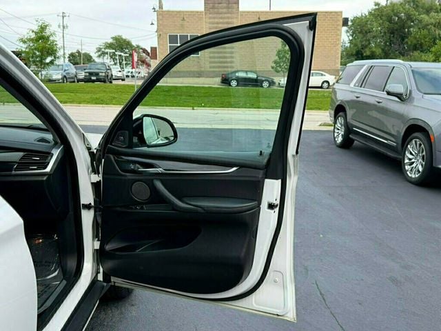 2015 BMW X5 xDrive50i - 23044600 - 22