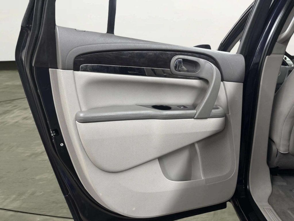 2015 Buick Enclave FWD 4dr Leather - 22995506 - 13