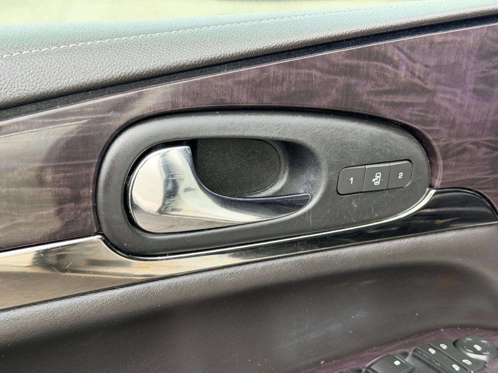 2015 Buick Enclave FWD 4dr Premium - 23019057 - 13