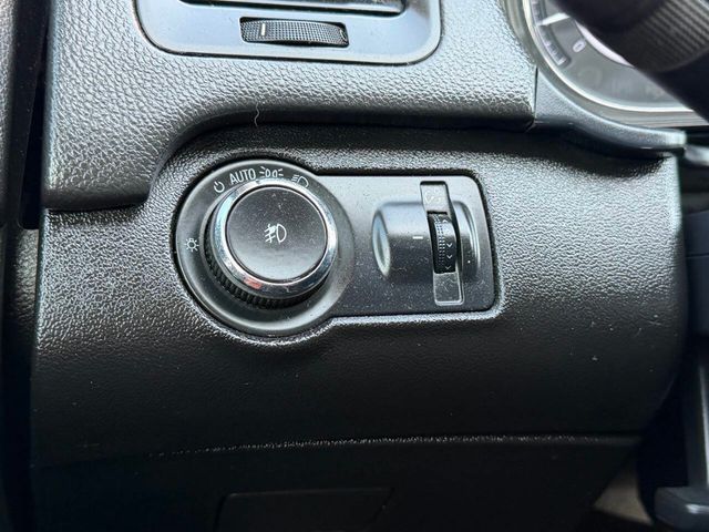 2015 Buick Regal 4dr Sedan Premium I FWD - 22983763 - 25