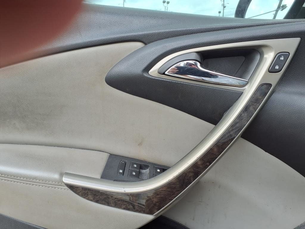 2015 Buick Verano 4dr Sedan - 22880543 - 11