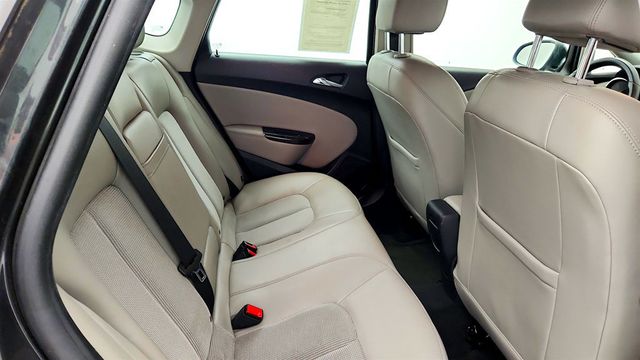 2015 Buick Verano 4dr Sedan Convenience Group w/ Experience Buick Pkg & Bose Audio - 23042685 - 19