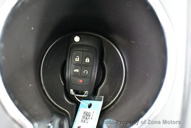 2015 Buick Verano 4dr Sedan Leather Group - 22819995 - 30