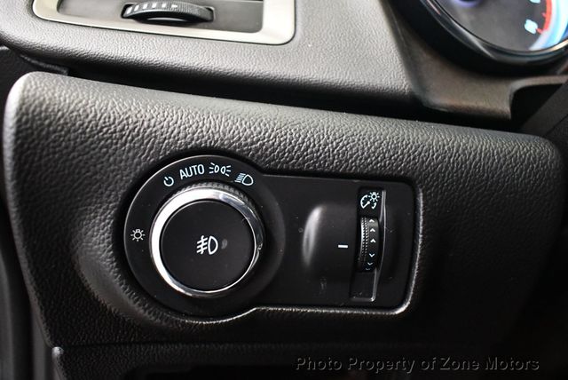 2015 Buick Verano 4dr Sedan Leather Group - 22819995 - 34