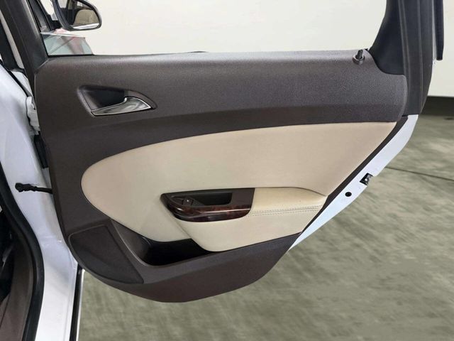 2015 Buick Verano 4dr Sedan Leather Group - 22998519 - 19