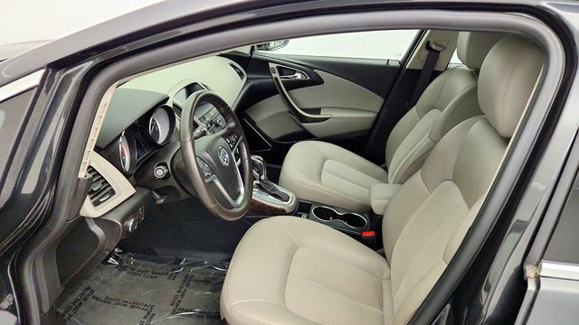 2015 Buick Verano 4dr Sedan w/ Comfort Pkg & 18'' Alloy Wheels - 23101458 - 18