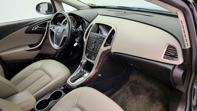 2015 Buick Verano 4dr Sedan w/ Comfort Pkg & 18'' Alloy Wheels - 23101458 - 23