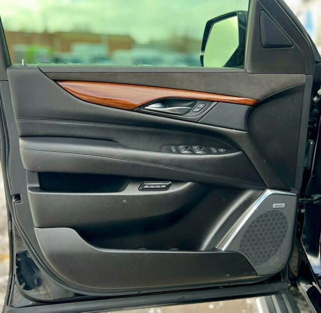 2015 Cadillac Escalade 2WD 4dr Premium - 22959215 - 11