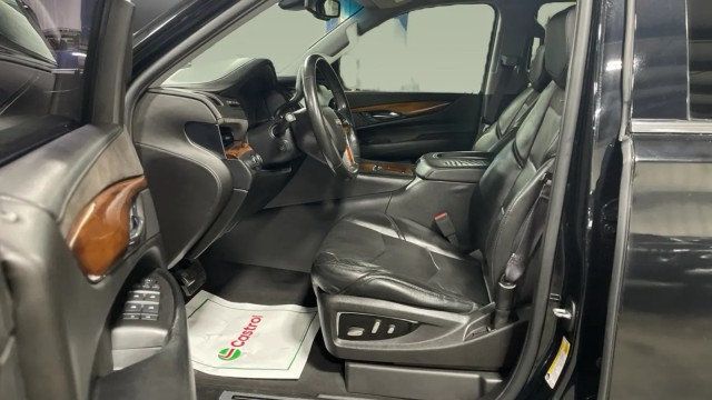 2015 Cadillac Escalade 4WD 4dr Luxury - 23011816 - 9