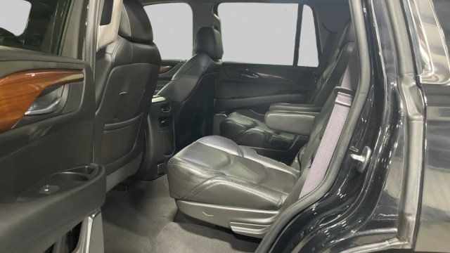 2015 Cadillac Escalade 4WD 4dr Luxury - 23011816 - 10