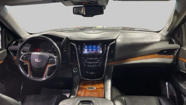 2015 Cadillac Escalade 4WD 4dr Luxury - 23011816 - 13