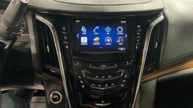 2015 Cadillac Escalade 4WD 4dr Luxury - 23011816 - 16