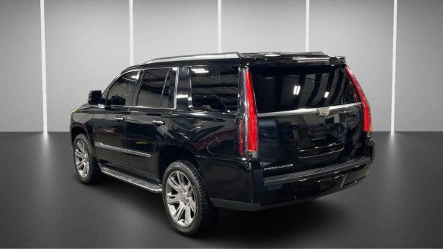 2015 Cadillac Escalade 4WD 4dr Luxury - 23011816 - 4